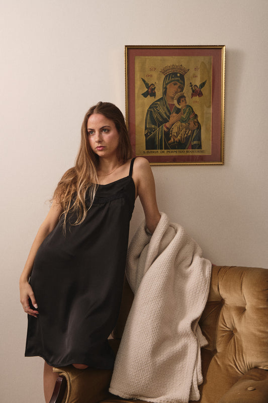 Black Lee Nightie